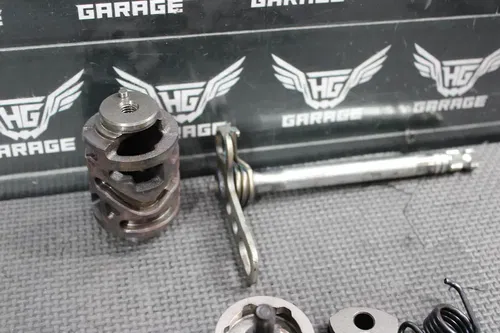 2008 YAMAHA YZ450F OEM ENGINE TRANSMISSION TRANNY ASSEMBLY GEARS