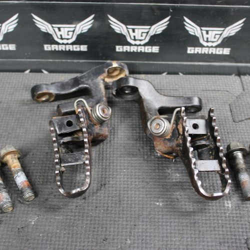 2000 HONDA XR200R 1987 1988 / 1990 1991 / 93-02 OEM FOOT PEGS PEDALS FRAME STAND