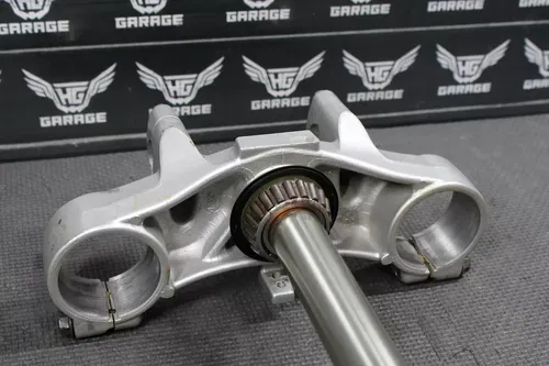 1999 YAMAHA YZ400F OEM FRONT FORKS LOWER UPPER TRIPLE TREE STEM CLAMP