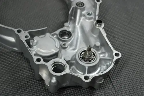 2007 YAMAHA 06-09 YZ450F OEM ENGINE MOTOR INNER CLUTCH COVER WATERPUMP