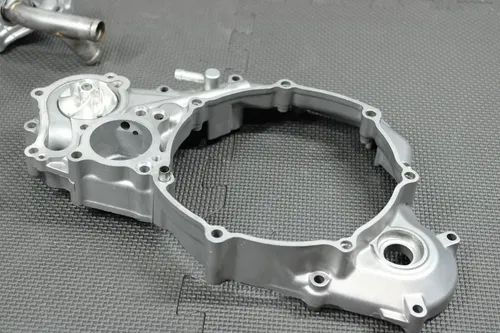2007 YAMAHA 06-09 YZ450F OEM ENGINE MOTOR INNER CLUTCH COVER WATERPUMP