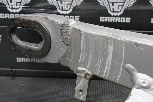 2001 YAMAHA YZ250 2T OEM SWINGARM SWING ARM SUSPENSION 5UN-22110-00-00