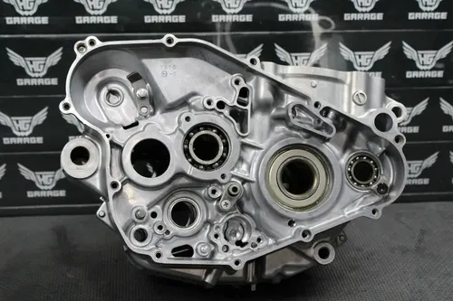 2016 KAWASAKI KX450F OEM LEFT RIGHT ENGINE MOTOR CRANKCASE CRANK CASES BLOCK