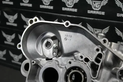 2016 KAWASAKI KX450F OEM LEFT RIGHT ENGINE MOTOR CRANKCASE CRANK CASES BLOCK