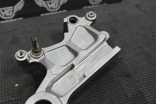 1999 SUZUKI RM125 OEM REAR BACK BRAKE CALIPER 69100-36E30