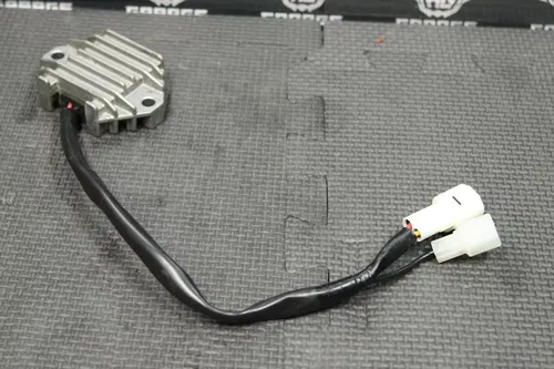 2006 YAMAHA 03-06 WR250F WR450F OEM RECTIFIER VOLTAGE REGULATOR 5TJ-81960-02-00