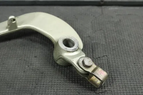 2002 YAMAHA YZ125 OEM RIGHT REARSET BRAKE FOOT PEDAL 4XM-27200-21-00
