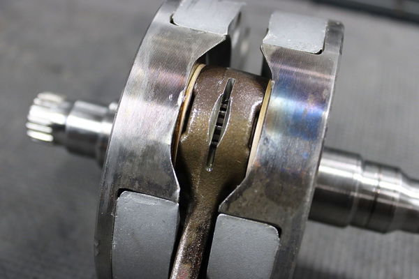 2002 SUZUKI RM250 K2 OEM REBUILT ENGINE MOTOR CRANKSHAFT 2002 SUZUKI RM250 K2 OEM REBUILT ENGINE MOTOR CRANKSHAFT