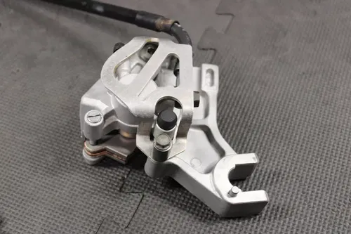 2001 HONDA XR250R OEM NISSIN REAR BACK BRAKE CALIPER MASTER CYLINDER LEVER