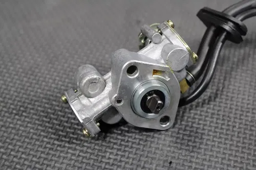 2000 SUZUKI DS80 01-04 JR80 OEM MIKUNI ENGINE MOTOR OIL PUMP 16100-46411