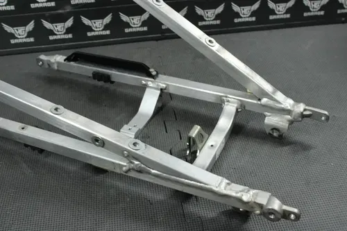 2015 YAMAHA YZ250F OEM REAR BACK SUB FRAME SUBFRAME 1SL-21190-10-00