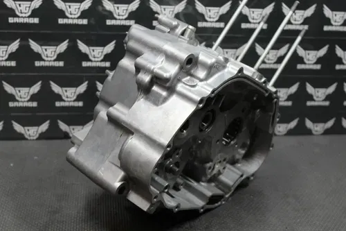 2016 12-17 HONDA CRF150F OEM LEFT RIGHT ENGINE MOTOR CRANKCASE CRANK CASES BLOCK