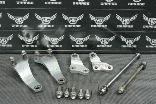 2015 14-16 YAMAHA YZ250F OEM ENGINE MOTOR MOUNT STAY BRACKETS 1SM-21417-00-00