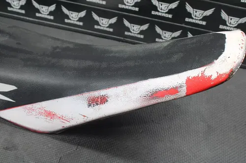 1998 HONDA CR125R CR250R OEM SEAT SADDLE 77100-KZ3-J00 77101-KZ3-J00