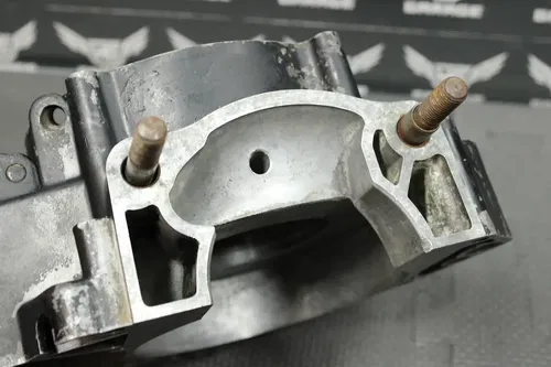 1985 HONDA CR250R OEM LEFT ENGINE MOTOR CRANKCASE CRANK CASES BLOCK