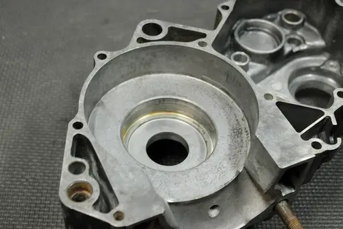 1985 HONDA CR250R OEM LEFT ENGINE MOTOR CRANKCASE CRANK CASES BLOCK
