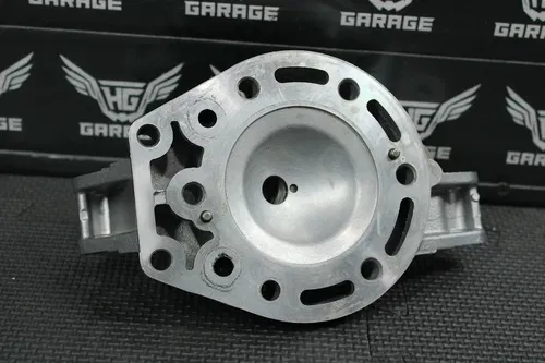 97-05 KAWASAKI KDX220R ENGINE MOTOR CYLINDER HEAD 11001-1410 NICE!