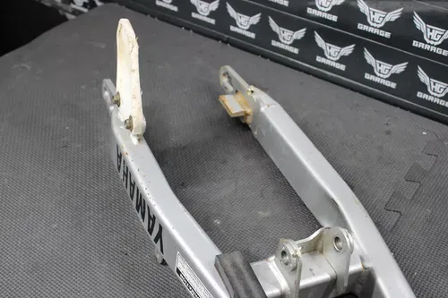 2003 YAMAHA TTR125 TTR125E SMALL WHEEL OEM SWINGARM SWING ARM SUSPENSION ARM