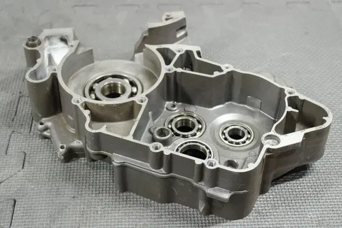 2003 KTM 125SX OEM RIGHT ENGINE MOTOR CRANKCASE CRANK CASES BLOCK 533004000