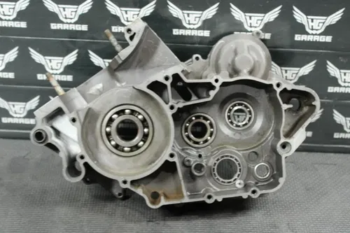 2003 KTM 125SX OEM RIGHT ENGINE MOTOR CRANKCASE CRANK CASES BLOCK 533004000
