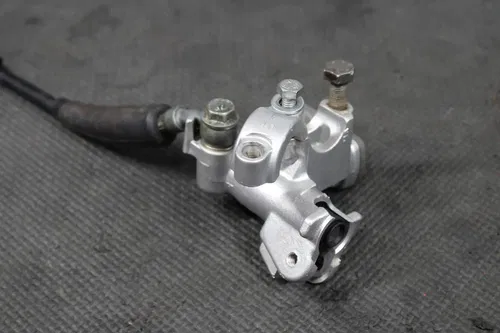 1997 SUZUKI RM250 OEM NISSIN FRONT BRAKE CALIPER MASTER CYLINDER 59300-36E00
