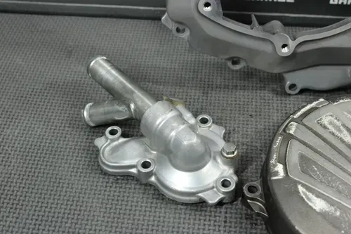 2015 YAMAHA WR250F YZ250F OEM ENGINE MOTOR INNER OUTER CLUTCH COVER WATER PUMP