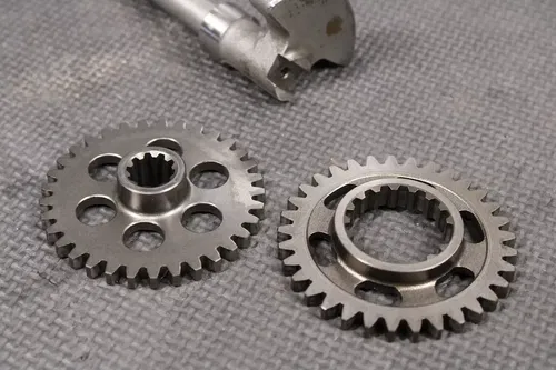 2008 KAWASAKI KX450F OEM ENGINE CRANKSHAFT BALANCER GEAR COUNTER BALANCER