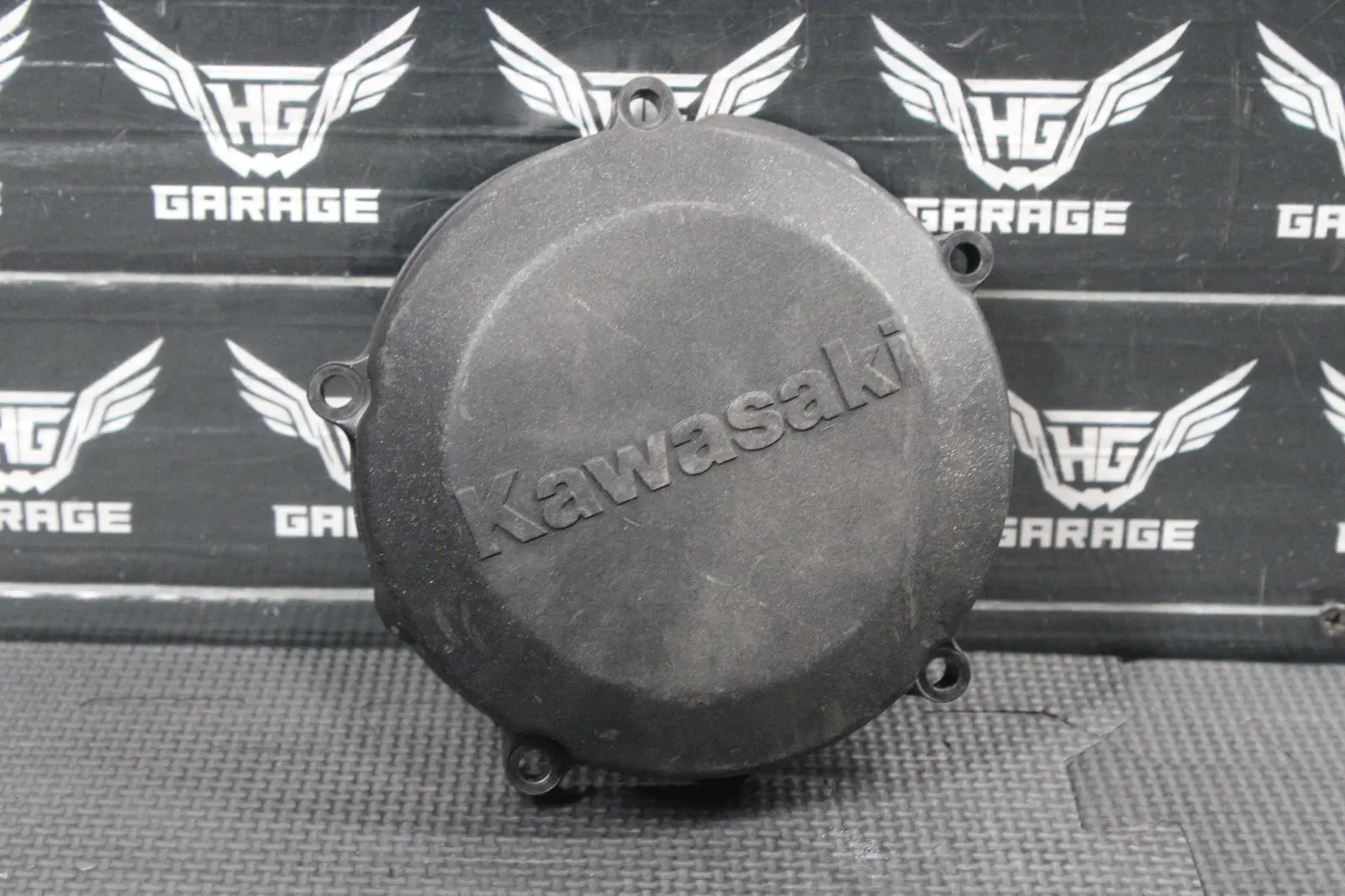 1986 KAWASAKI 86-87 KDX200 ENGINE RIGHT SIDE STATOR GENERATOR MAGNETO COVER