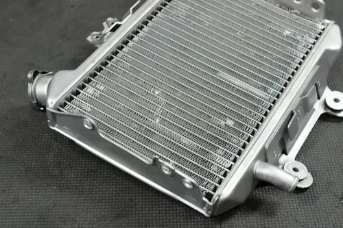1999 HONDA CR125R OEM ENGINE MOTOR COOLING COOLER RADIATOR 19100-KZ4-J10