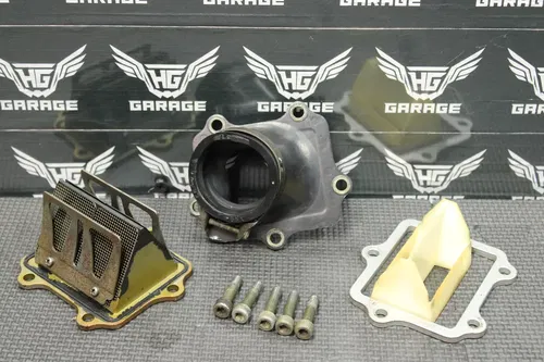 2001 97-01 YAMAHA YZ250 OEM INTAKE REED BLOCK ASSEMBLY 4XL-13610-00-00