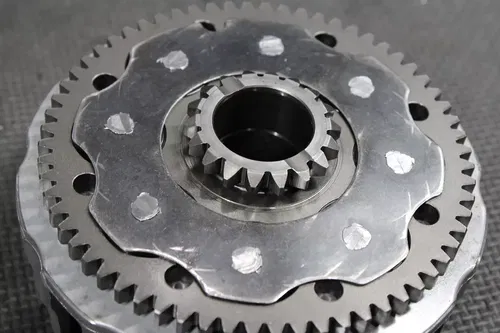 1998 SUZUKI RM125 OEM COMPLETE CLUTCH BASKET HUB 21200-43D04