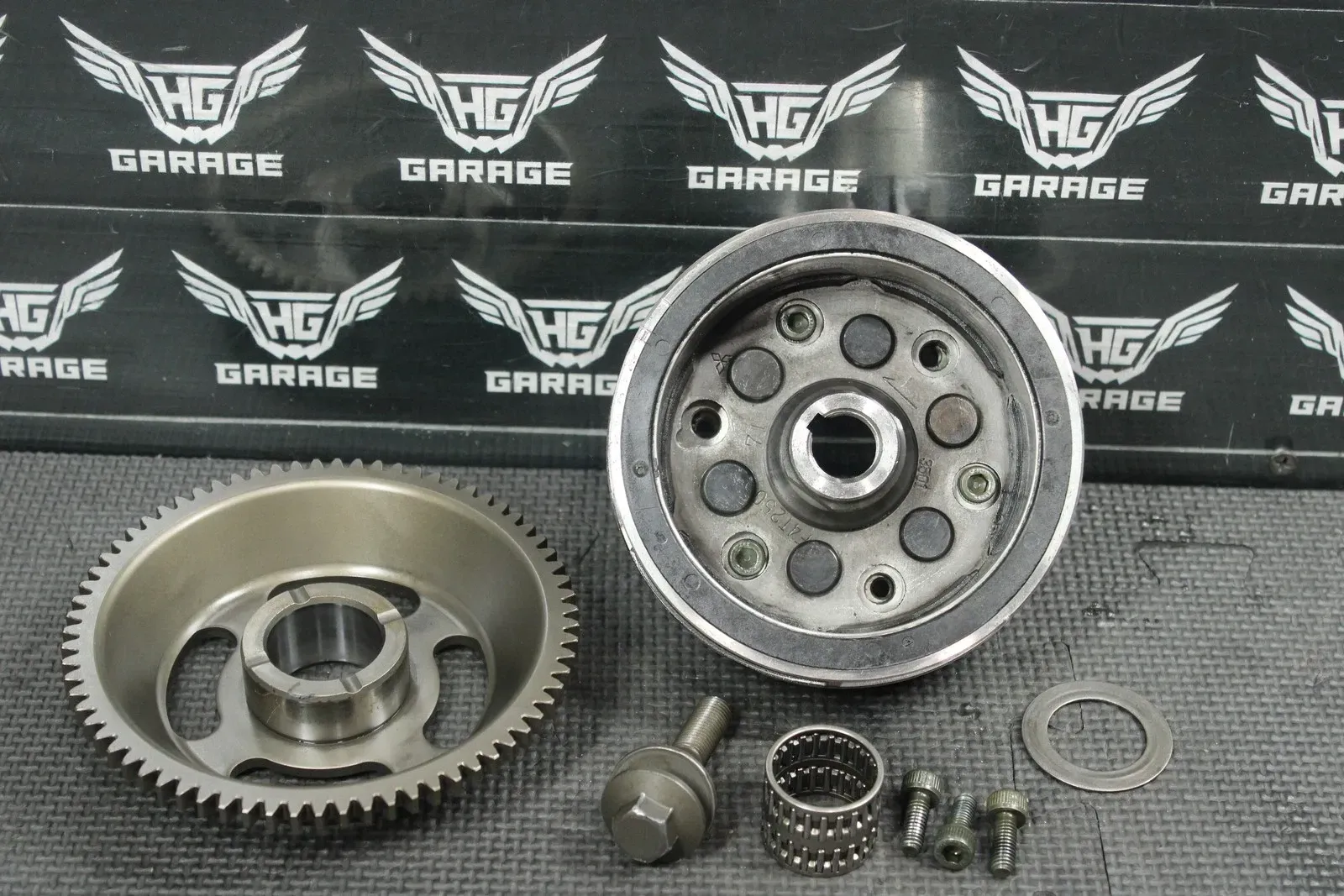 2006 99-06 YAMAHA TTR250 MAGNETO ROTOR FLYWHEEL STRATER CLUTCH GEAR GOOD!