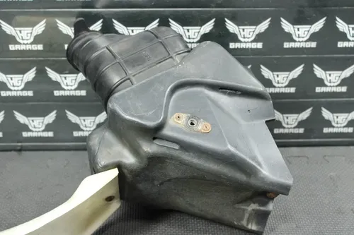 2001 HONDA CR80 CR80R CR80RB OEM AIRBOX INTAKE AIR CLEANER CASE 17210-GBF-830ZA