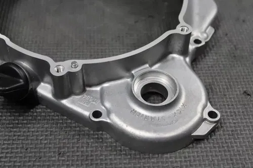2004 KAWASAKI KX250 OEM ENGINE MOTOR INNER CLUTCH COVER NICE! 14032-0019