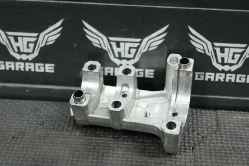 2005 YAMAHA YZ450F OEM ENGINE INTAKE CAMSHAFT CAP HOLDER 5XD-11102-00-00