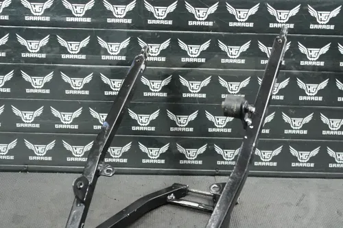 2002 YAMAHA 02-04 YZ125 OEM REAR BACK SUB FRAME SUBFRAME 5XE-21190-00-00