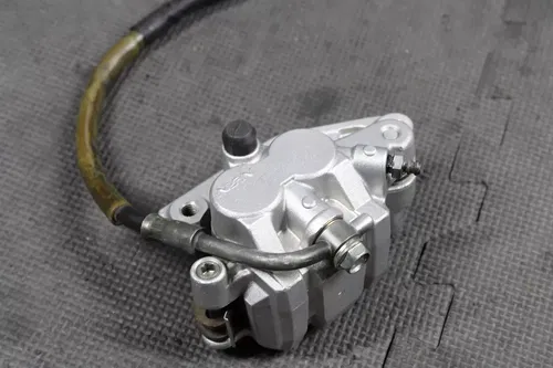 1999 KAWASAKI KX250 OEM NISSIN FRONT BRAKE CALIPER MASTER CYLINDER 43015-1582