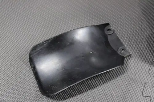 2002 SUZUKI RM250 K2 OEM AIRBOX INTAKE AIR CLEANER CASE 13700-37F10