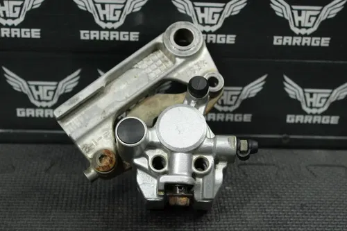 1995 YAMAHA 93-01 YZ80 OEM REAR BACK BRAKE CALIPER 4ES-2580W-00-00