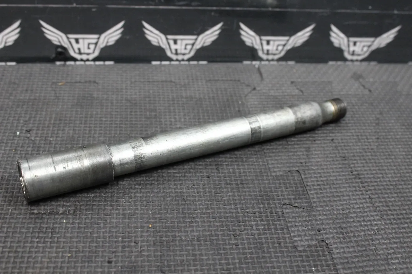 2005 HONDA CRF250R OEM FRONT WHEEL RIM AXLE PIVOT BOLT 44301-MEN-000