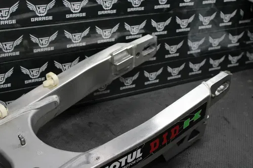 2003 KAWASAKI KLX400R OEM SWINGARM SWING ARM SUSPENSION 33001-S009