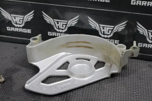 03-05 HONDA CRF150F OEM MOTOR ENGINE FRONT SPROCKET COVER 11360-KPT-900