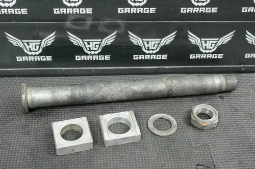 2005 HONDA CR125R OEM REAR AXLE BACK WHEEL RIM PIVOT BOLT AXEL 42301-KZ4-J40