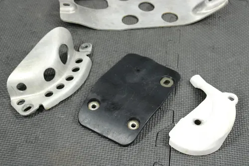 2004 YAMAHA 03-05 YZ450F OEM LOWER BOTTOM SKID PLATE GUARD ENGINE SHIELD