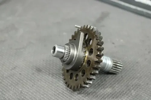 2006 HONDA CRF450R OEM KICKSTART KICK START SHAFT W IDLER GEAR 28211-MEN-670