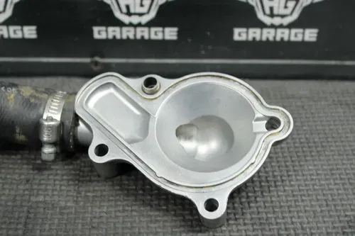 2006 HONDA CRF450R OEM ENGINE WATER PUMP W HOUSING 19221-MEN-850 19241-MEB-670