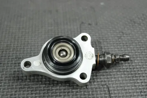 2007 KTM 250 SX-F OEM BREMBO CLUTCH SLAVE PISTON CYLINDER 54832061044