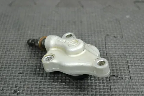 2007 KTM 250 SX-F OEM BREMBO CLUTCH SLAVE PISTON CYLINDER 54832061044