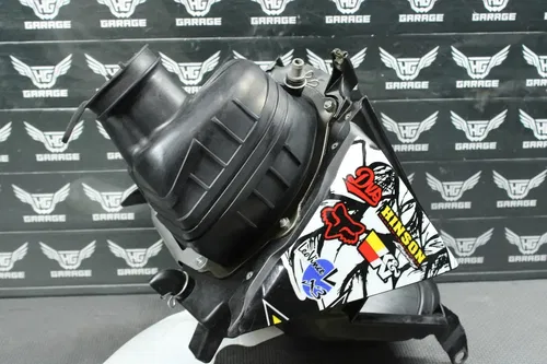 2007 HONDA CRF250R OEM AIRBOX INTAKE AIR CLEANER CASE ASSEMBLY 17250-KRN-850