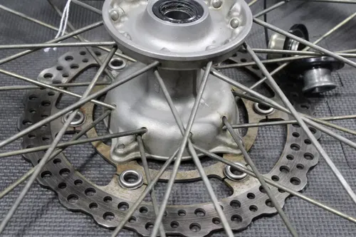 2004 KAWASAKI KX250 2T EXCEL TAKASAGO A60 FRONT WHEEL RIM HUB 41034-0018